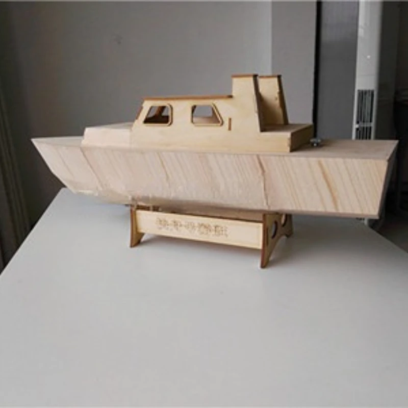مجموعة نماذج القارب المجمعة Ku - مراجعة Model Kit Yacht وسعره