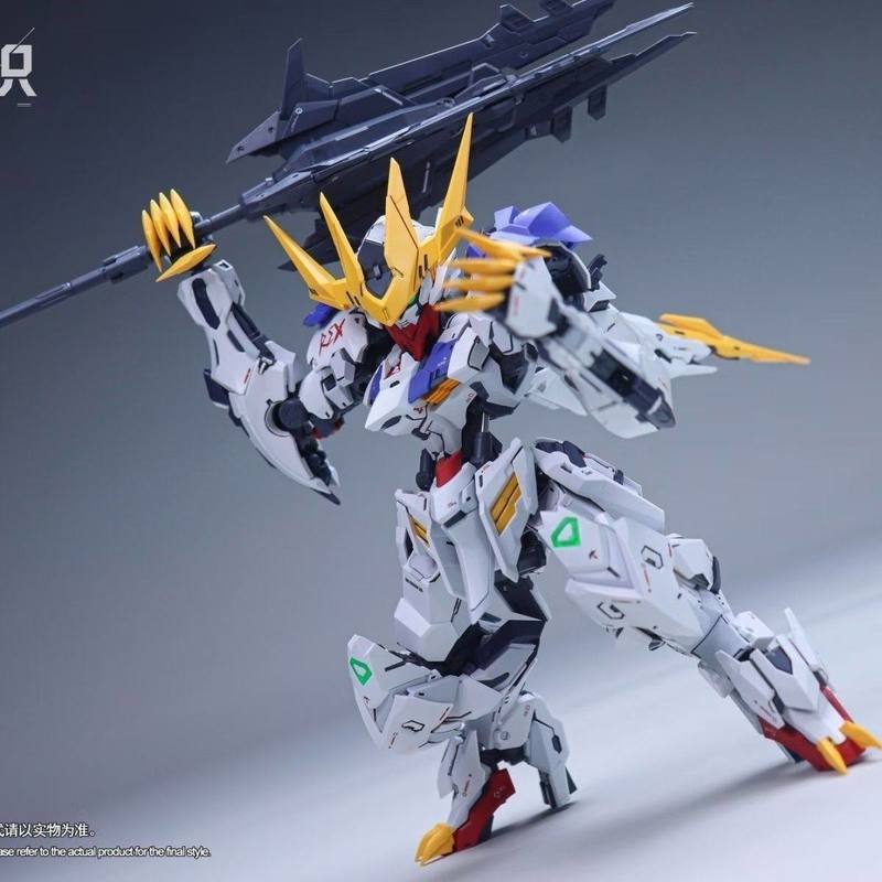 نموذج تجميعي لشخصية بارباتوس م - مراجعة Model Kit Lancelot وسعره